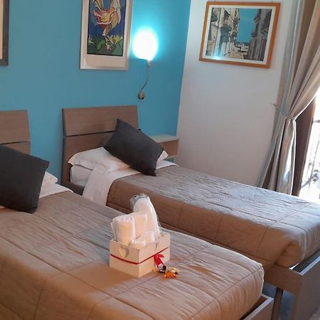 Rainbow Sweet Rooms Валмонтоне Екстериор снимка