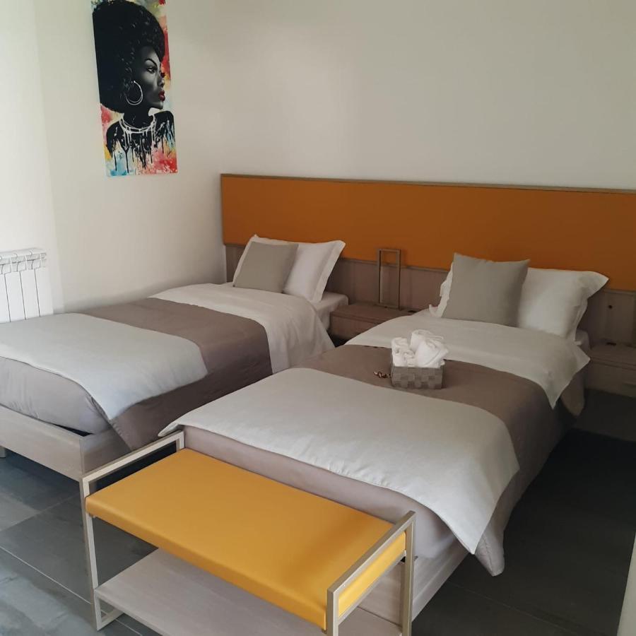 Rainbow Sweet Rooms Валмонтоне Екстериор снимка