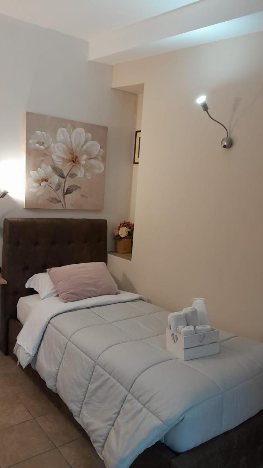 Rainbow Sweet Rooms Валмонтоне Екстериор снимка