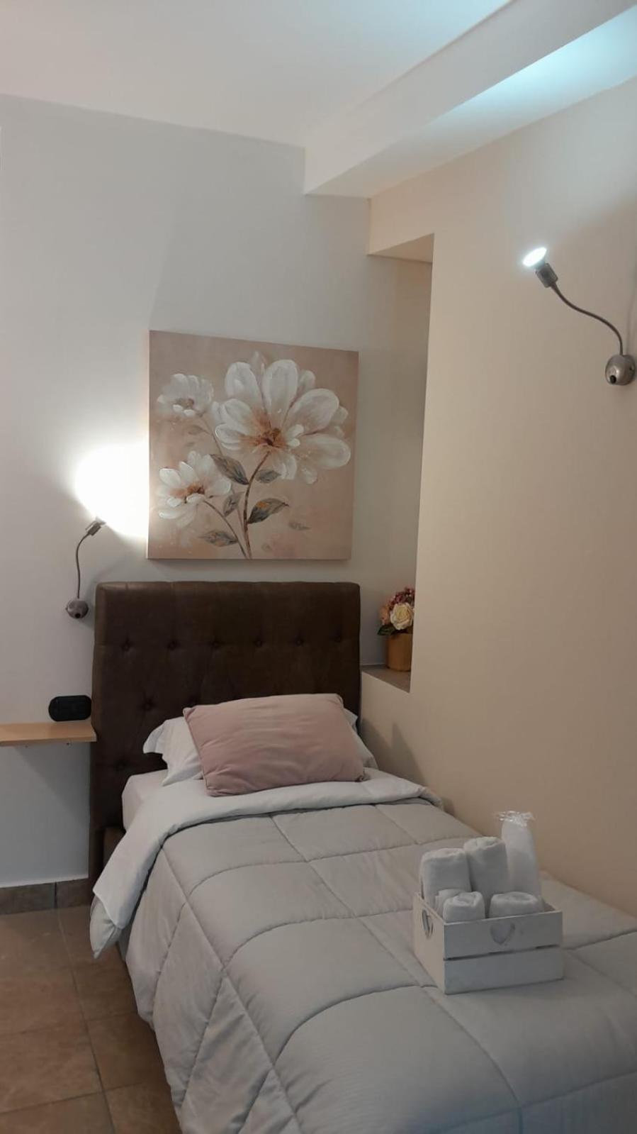 Rainbow Sweet Rooms Валмонтоне Екстериор снимка