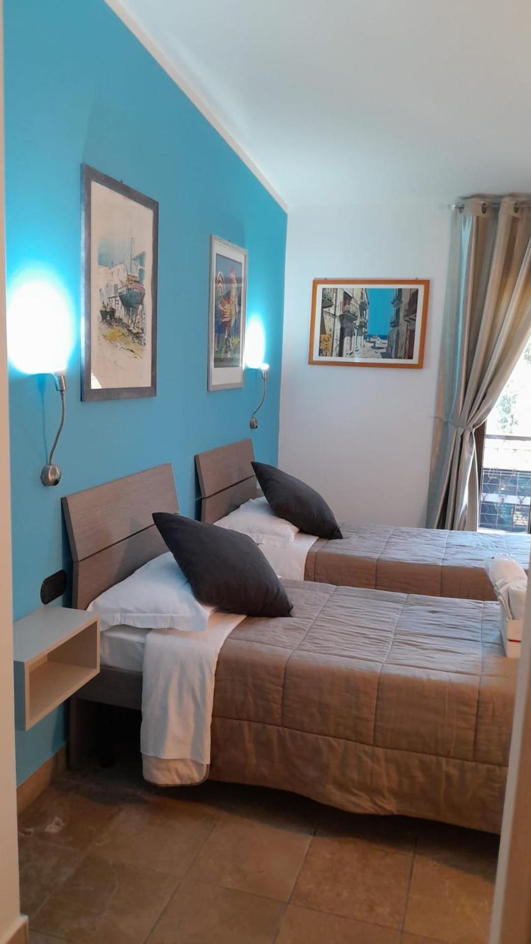 Rainbow Sweet Rooms Валмонтоне Екстериор снимка