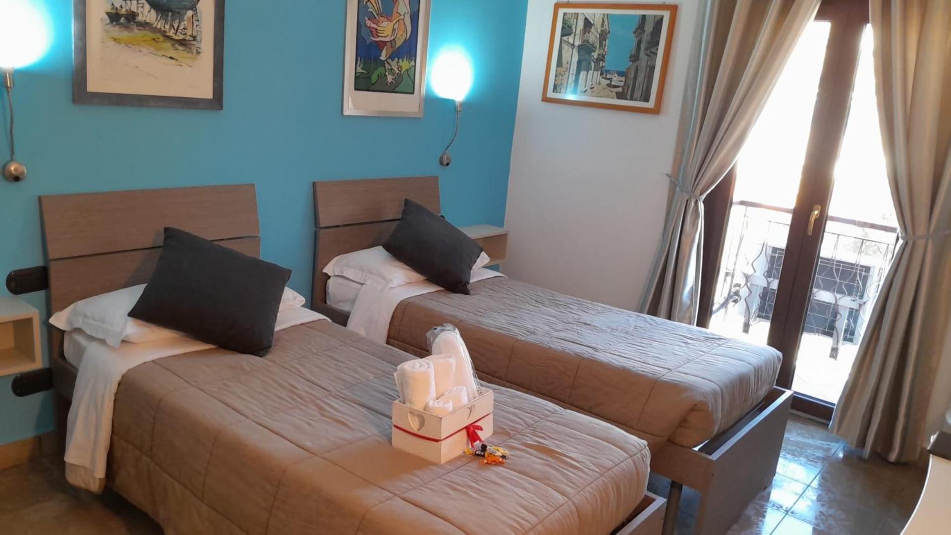 Rainbow Sweet Rooms Валмонтоне Екстериор снимка