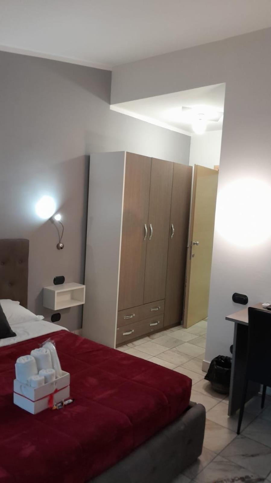 Rainbow Sweet Rooms Валмонтоне Екстериор снимка