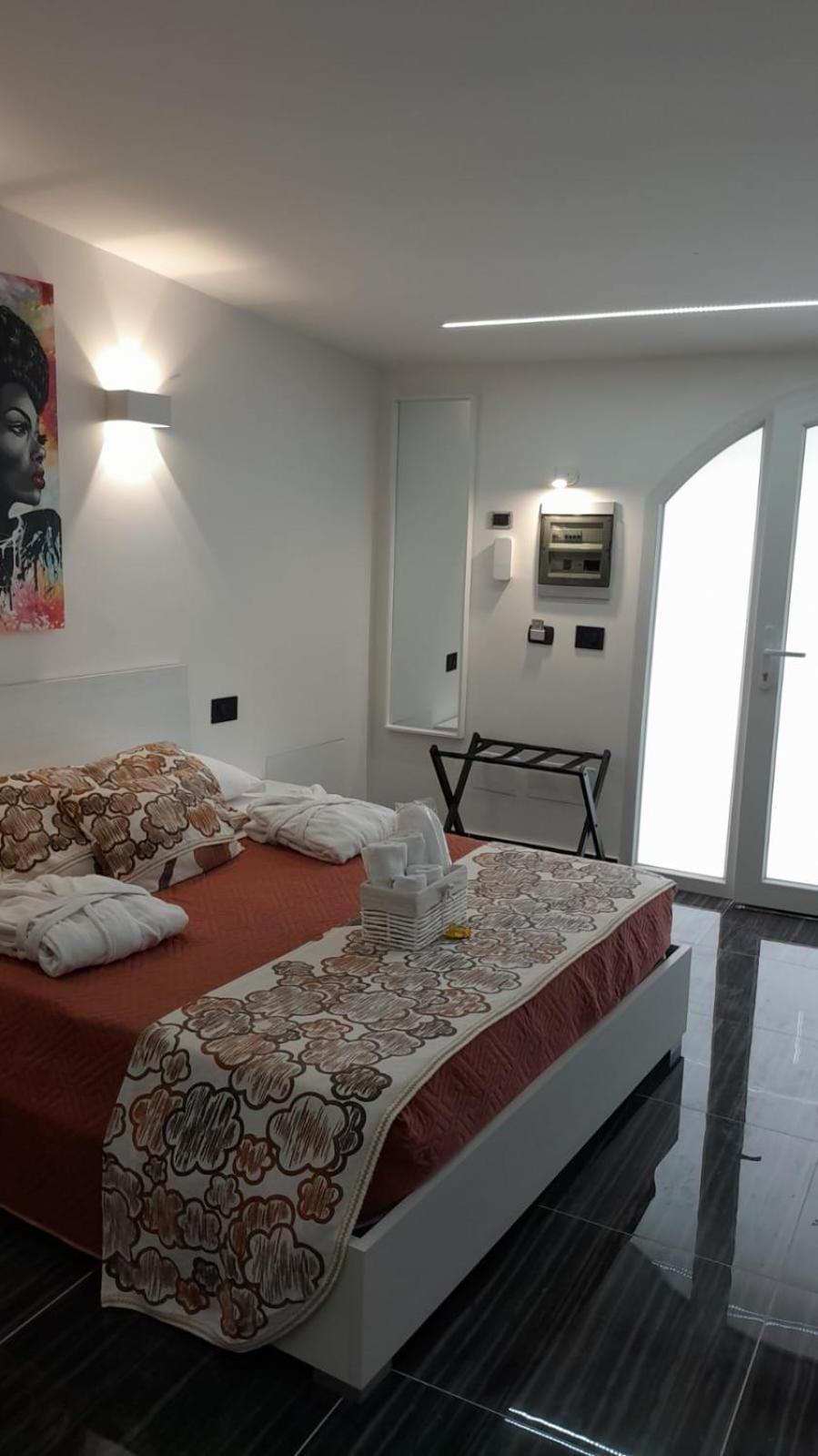 Rainbow Sweet Rooms Валмонтоне Екстериор снимка