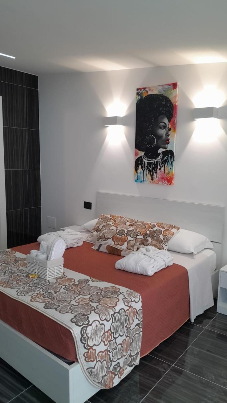 Rainbow Sweet Rooms Валмонтоне Екстериор снимка
